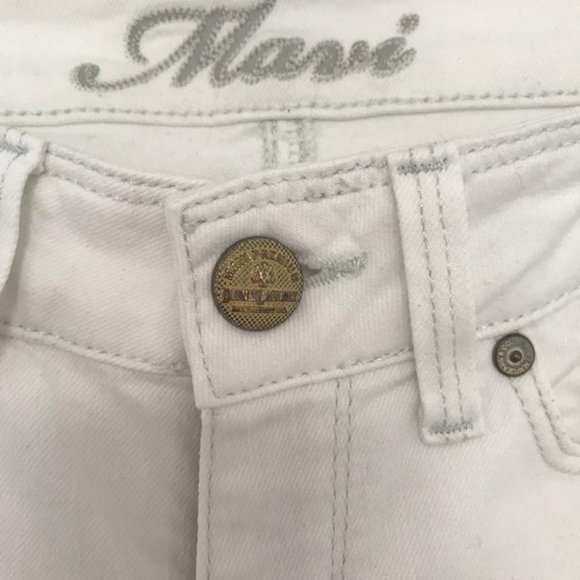 Mavi White Jeans - Picture 8 of 9